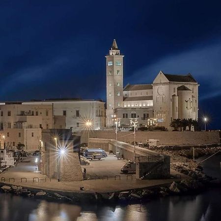 Suite Duomo Trani 8 Exterior photo